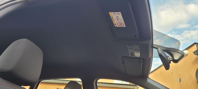 Seat Arona (2018) FR 1,5TSi 110kW benzín - fotka 31 z 47
