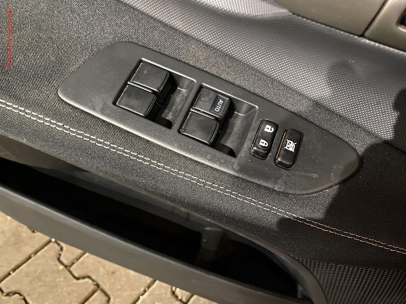 Toyota Auris (2009) 1.6 i, ČR - fotka 11 z 18