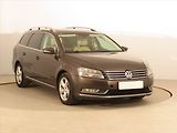 Volkswagen Passat (2013) 2.0 TDI, Navi, Tempomat - náhled 1