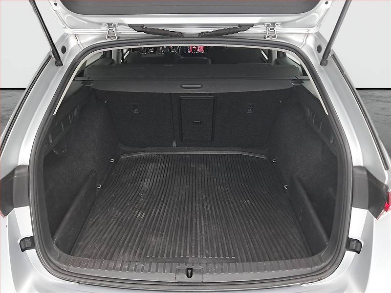 Škoda Octavia (2022) Ambition 2.0 TDI, ČR,1.maj - fotka 13 z 20