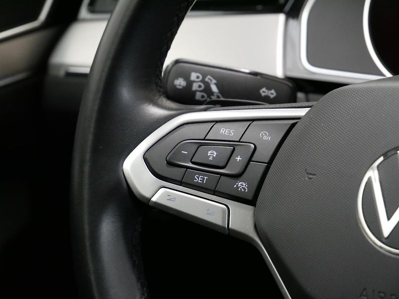Volkswagen Passat - fotka 9 z 25