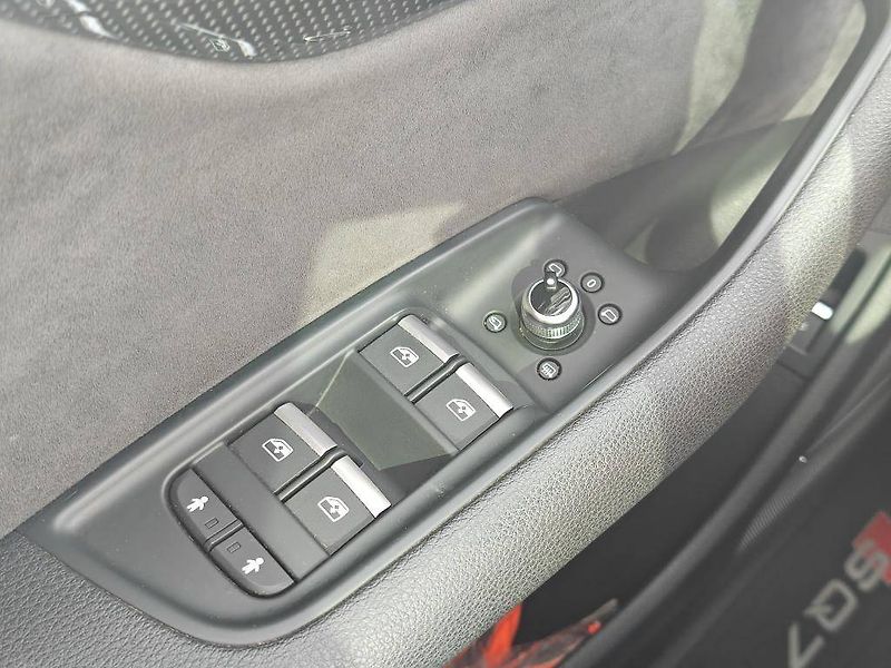 Audi Q7 - SQ7 Quattro 8TT  4,0TDI - fotka 23 z 27