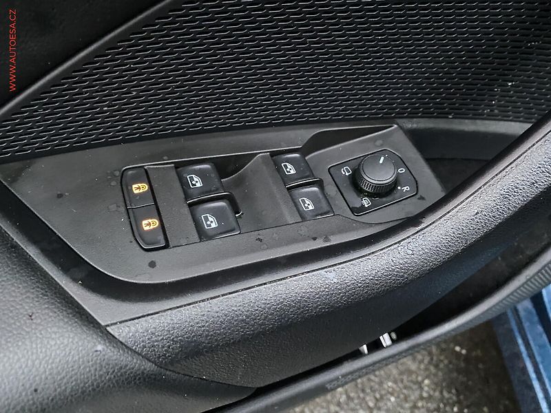 Škoda Octavia (2021) 2.0 TDi, Style, kůže, DSG - fotka 12 z 19
