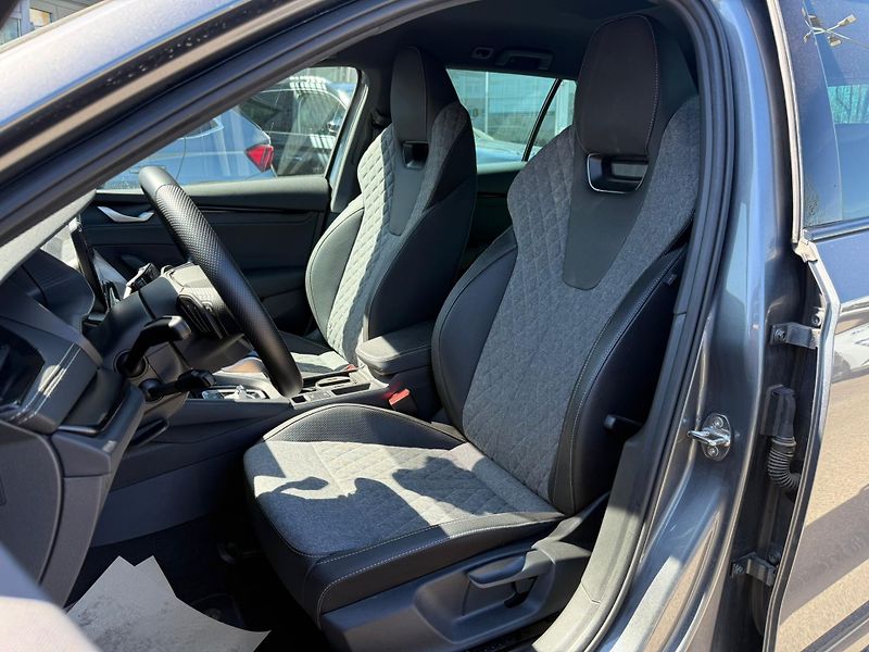 Škoda Octavia Sportline 2.0 TDI 110kw DSG Co - fotka 8 z 26