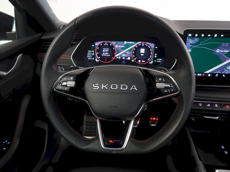 Škoda Octavia (2026) RS 2.0TSI 195KW DSG TAŽNÉ WEBA - fotka 17 z 48