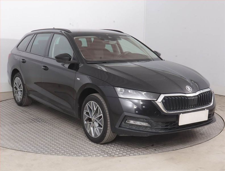 Škoda Octavia (2023) 2.0 TDI, Automat, Serv.kniha - fotografie inzerátu