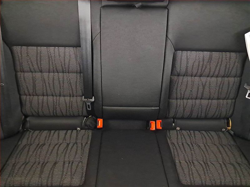 Škoda Octavia (2010) Elegance 1.6, Serv.kniha - fotka 10 z 14