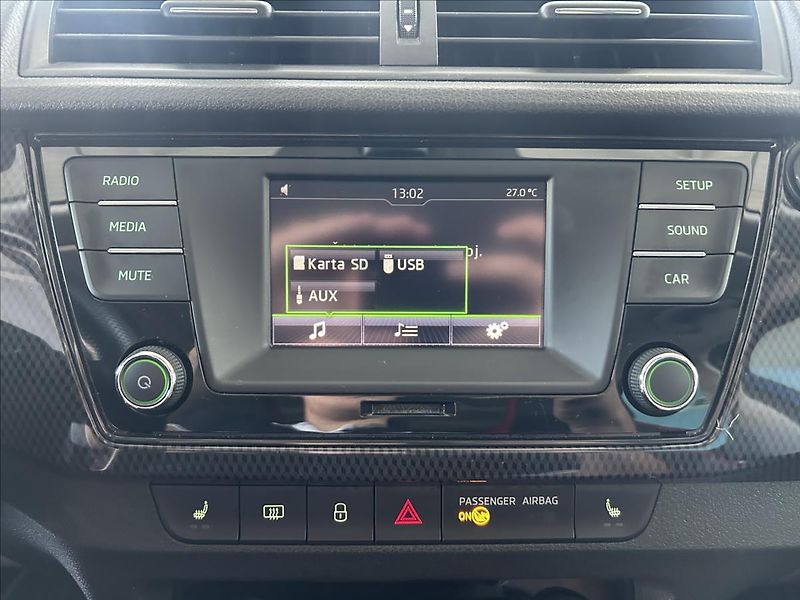 Škoda Fabia 1,2   TSI,MONTE-CARLO,2.MAJITE - fotka 14 z 24