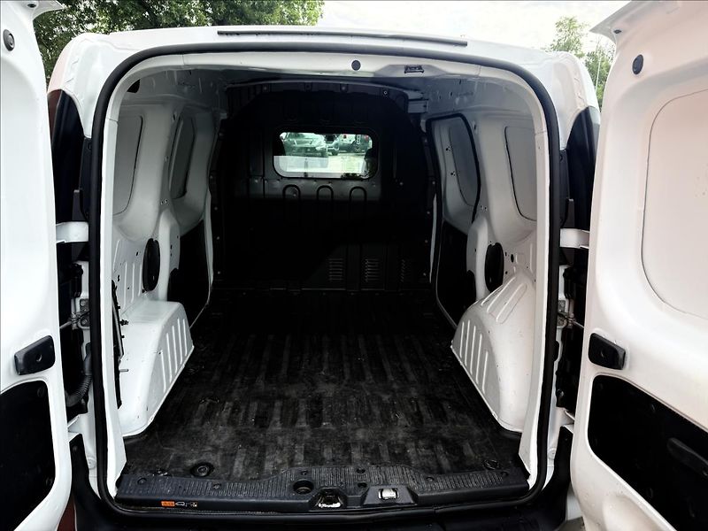 Renault Express 1,5 DCi - fotka 9 z 23