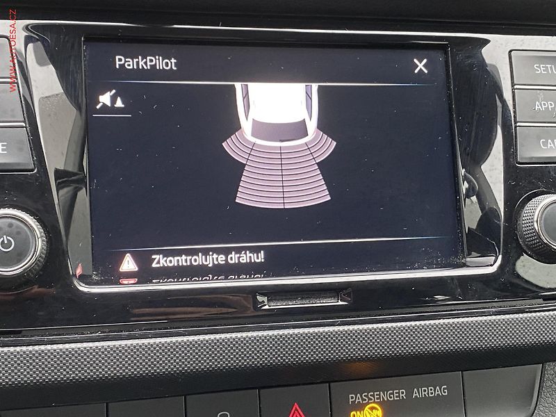 Škoda Fabia (2020) 1.0 TSi, 2.maj,ČR, Ambition - fotka 16 z 17