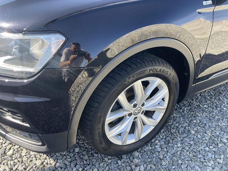Volkswagen Tiguan 2.0TDi 150PS 4x4 DSG 179TKM 1A - fotka 14 z 131