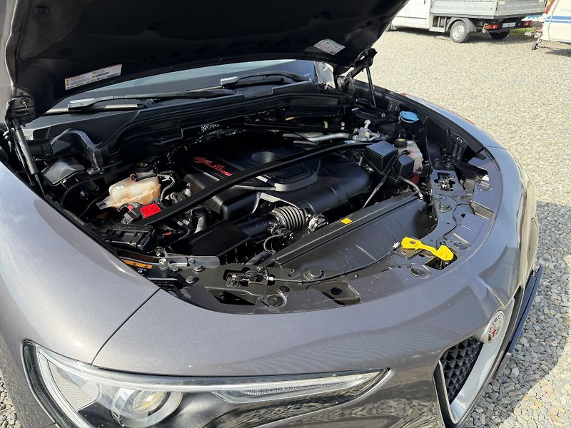 Alfa Romeo Stelvio 2.2JTDM Q4 4x4 210PS VELOCE 1A - fotka 83 z 167