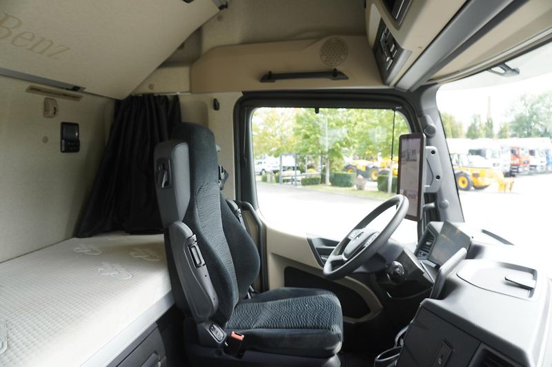 Mercedes-Benz Actros (2022) 2545 MP5 / 90 tho. km / crane - fotka 20 z 24