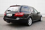 Mercedes-Benz Třídy E 220 CDI BlueEfficiency - náhled 12