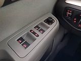 Seat Alhambra (2011) 1.4 TSI, Park. senzory - náhled 18