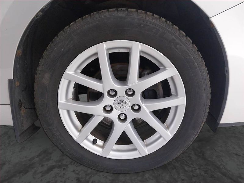 Toyota Verso (2012) 1.8 Valvematic, Navi, Tempomat - fotka 15 z 19