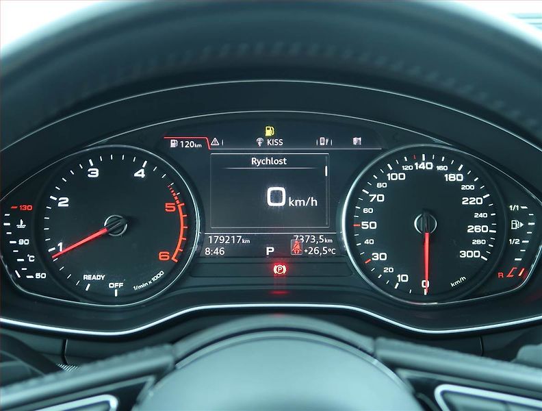 Audi A4 (2016) Ambition 2.0 TDI, Automat - fotka 11 z 19
