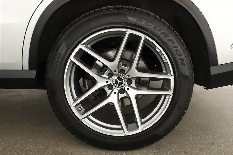 Mercedes-Benz GLE (2020) 350 d 4MATIC, ČR, AMG line - fotka 12 z 19