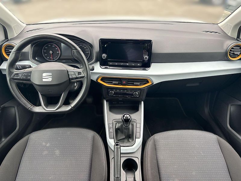 Seat Arona (2022) 1.0 TSI Style - fotka 5 z 27