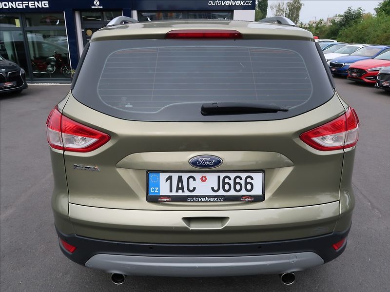 Ford Kuga 2,0 TDCi,120kW,Titanium,panora - fotka 8 z 27