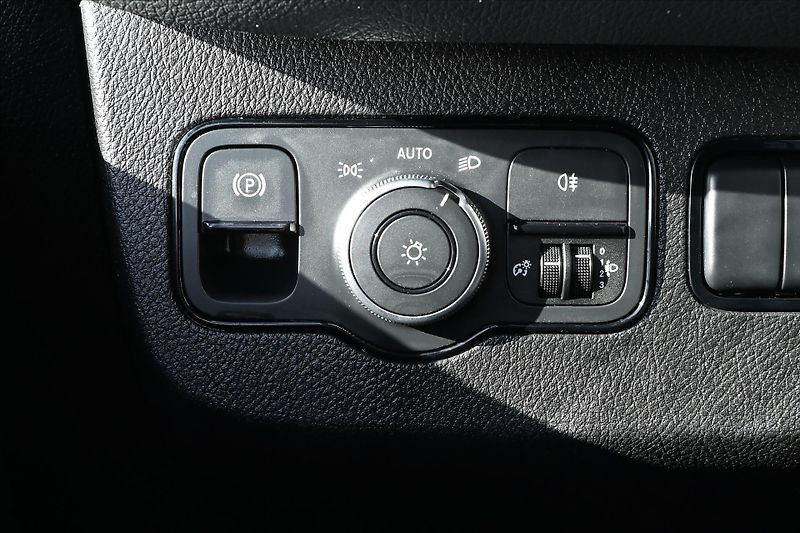 Mercedes-Benz Sprinter 2,0 317 CDI 125kW Záruka až 5 - fotka 25 z 27