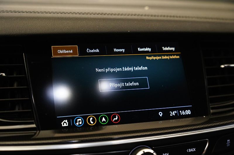 Opel Insignia - fotka 21 z 29