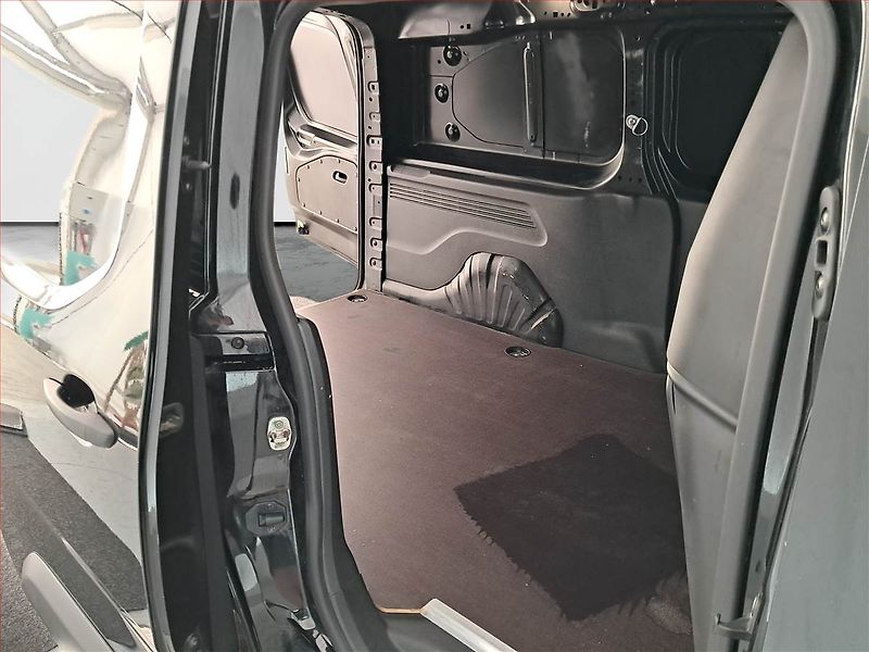Opel Combo (2020) Maxi 1.5 CDTI, 3Místa, ČR, DPH - fotka 14 z 14