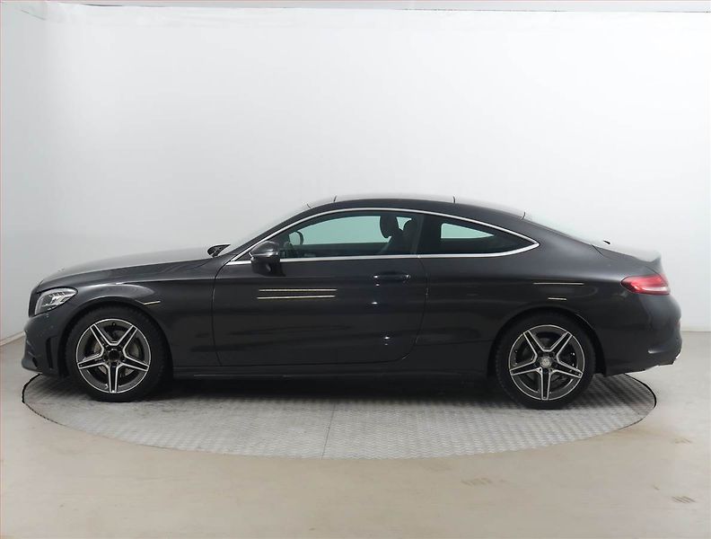 Mercedes-Benz Třídy C (2019) C 200 - fotka 3 z 19