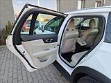 Volvo V60 D4 Cross Country AWD,ČR,1.Maj - náhled 18