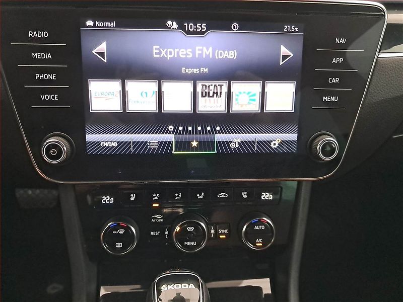 Škoda Superb (2022) Laurin&Klement 2.0 TDI - fotka 12 z 18