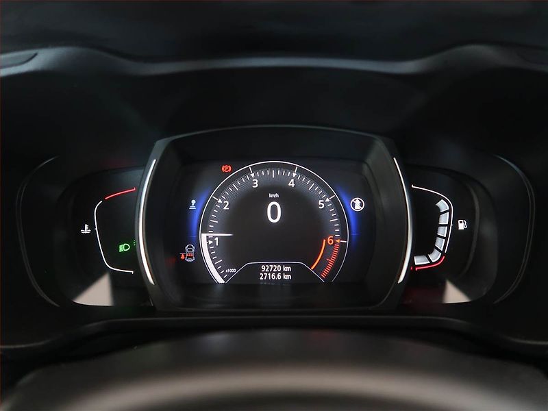 Renault Kadjar (2016) 1.2 TCe, Navi, Park. senzory - fotka 9 z 11