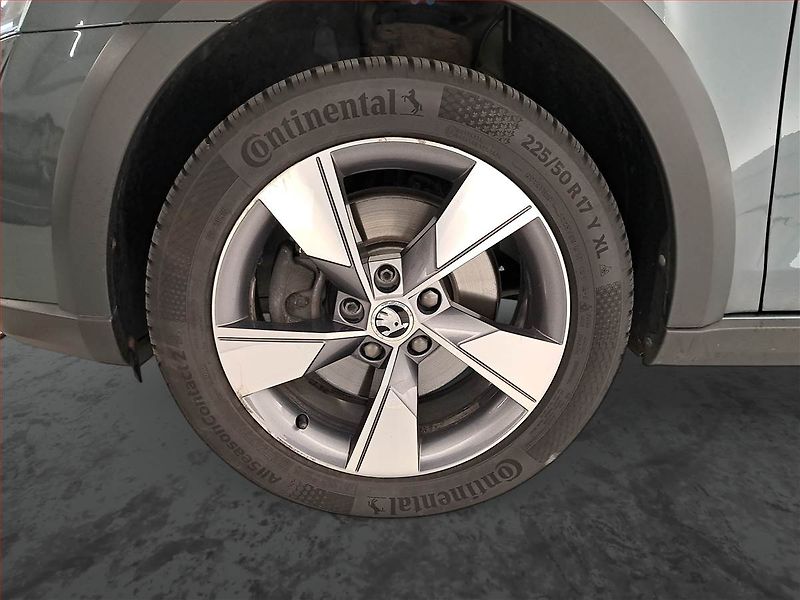 Škoda Octavia (2016) Scout 2.0 TDI, 4X4, Automat - fotka 15 z 22