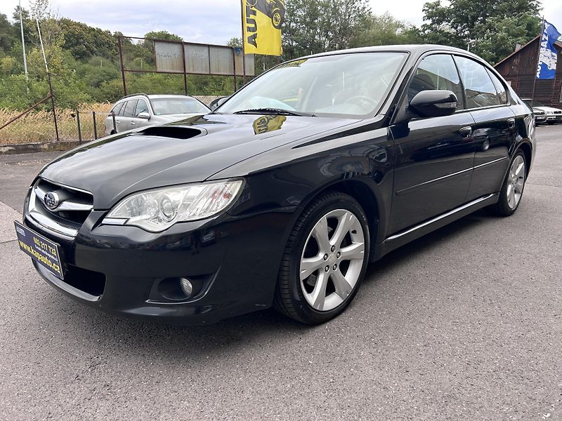 Subaru Legacy 2.0 D Active AWD - fotka 3 z 38