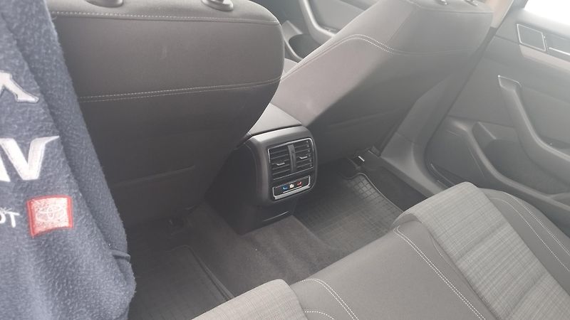 Volkswagen Passat 2.0TDI, DSG,volat-608 081 843 - fotka 12 z 18