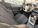 Peugeot 308 2,0 HDI 110kW PANORAMA - náhled 18