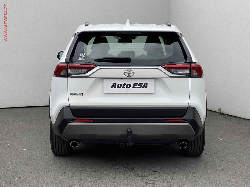 Toyota RAV4 (2021) 2.0i 16V, 1.maj,ČR, LED, TZ - fotka 5 z 19