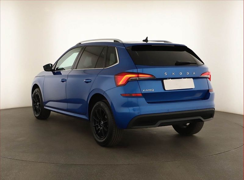 Škoda Kamiq (2022) 1.0 TSI, Serv.kniha, Tempomat - fotka 4 z 13