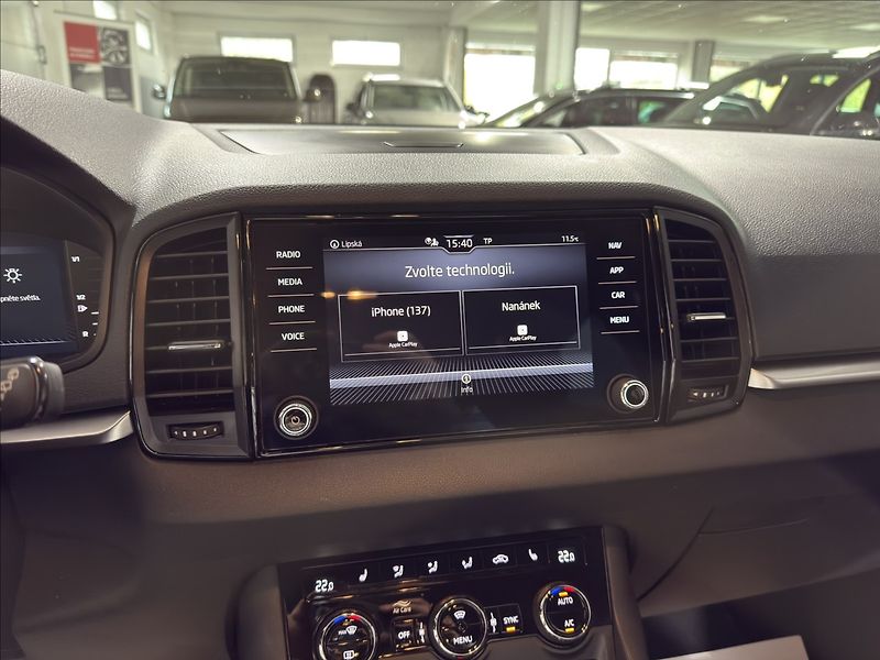 Škoda Karoq 2,0   TDI DSG 4X4 VIRTUAL ACC - fotka 17 z 33