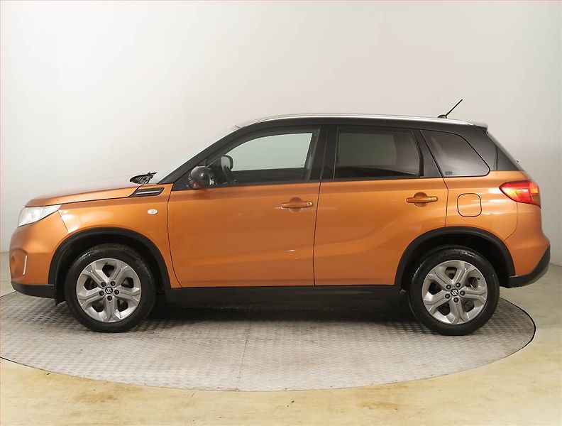 Suzuki Vitara (2017) 1.6 VVT, Serv.kniha, Navi - fotka 3 z 19
