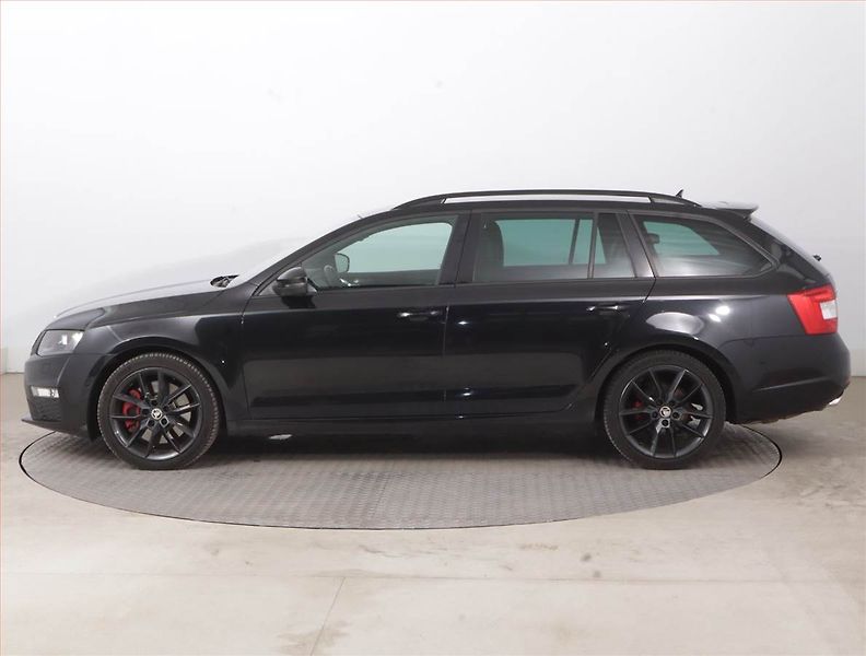 Škoda Octavia (2015) RS 2.0 TSI, Automat - fotka 3 z 17