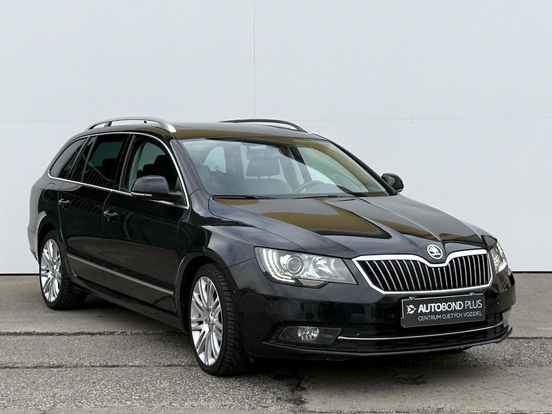 Škoda Superb 2.0 TDI DSG / 125 kW Elegance - fotka 6 z 25