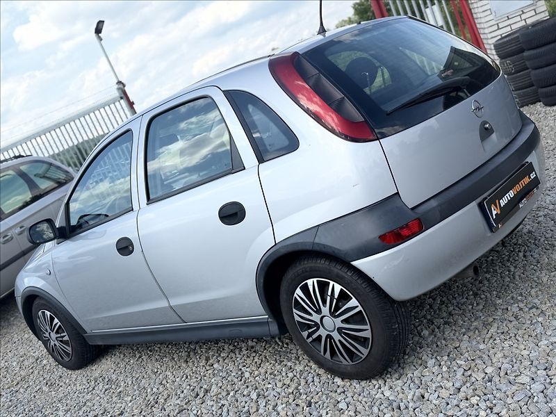 Opel Corsa 1,2 i KLIMA, PO STK - fotka 7 z 22