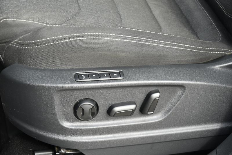 Škoda Kodiaq 2.0 TDI DSG 4x4 STYLE TAŽNÉ ČR - fotka 24 z 28
