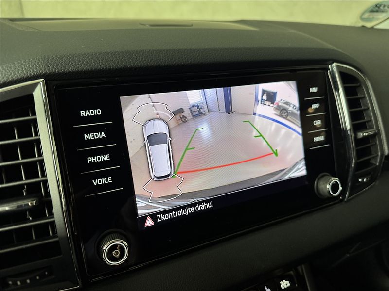 Škoda Karoq 1,5 TSi  DSG Style LED Kamera - fotka 35 z 46