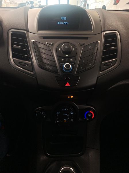 Ford Fiesta Trend 1,25i ČR KLIMA - fotka 16 z 18