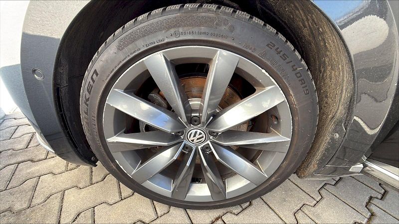 Volkswagen Arteon (2018) ELEG 2,0 BI-TDI SCR 4MOT DPF 7 - fotka 18 z 23