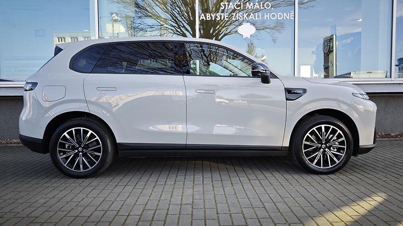 Leapmotor B10 (2026) Design 67kW EV - fotka 5 z 36