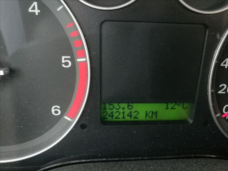 Ford C-MAX 1,6 TDCi Trend - fotka 6 z 14