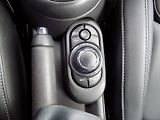 Mini Cooper (2021) 1.5i/El.střecha/1.Maj.ČR/DPH/ - náhled 36