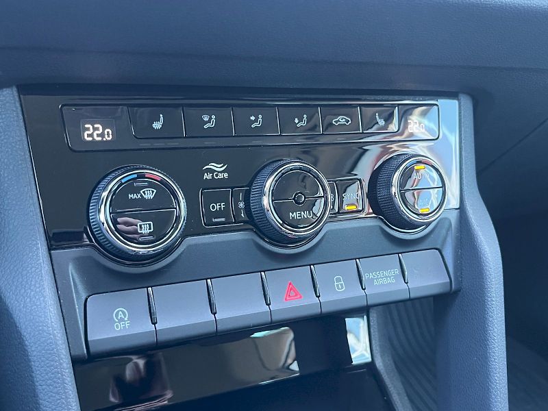 Škoda Karoq (2023) Ambition Plus 1,5 TSI / 110kW - fotka 24 z 31